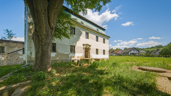 Prodej domu 420 m², Radvanec