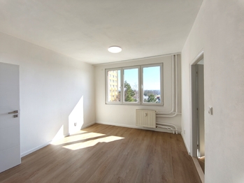 Jídelna - Pronájem bytu 1+1 v osobním vlastnictví 49 m², České Budějovice