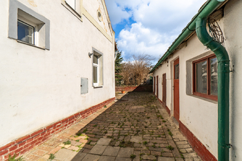 Prodej domu 67 m², Praha 10 - Uhříněves