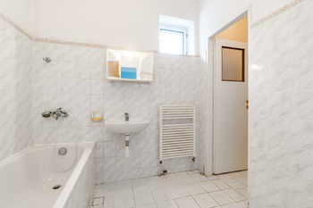 Prodej domu 67 m², Praha 10 - Uhříněves