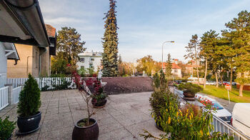 Prodej obchodních prostor 109 m², Praha 10 - Strašnice