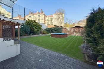 Prodej nájemního domu 175 m², Žatec