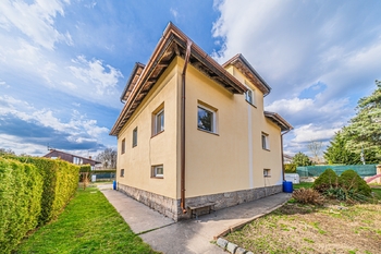 Prodej domu 227 m², Říčany
