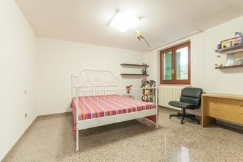 Polosuterén - ložnice - Prodej domu 570 m², Roseto degli Abruzzi