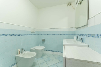 Polosuterén - koupelna - Prodej domu 570 m², Roseto degli Abruzzi