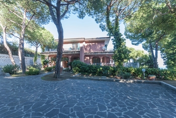 Prodej domu 570 m², Roseto degli Abruzzi