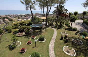 Prodej domu 570 m², Roseto degli Abruzzi