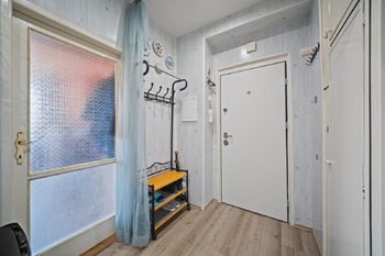 Předsíň - Prodej bytu 2+1 v osobním vlastnictví 69 m², Praha 3 - Žižkov
