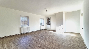 Pronájem domu 75 m², Jenčice