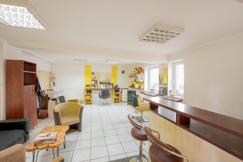 kadeřnictví - Prodej pozemku 2749 m², Nová Dubnica