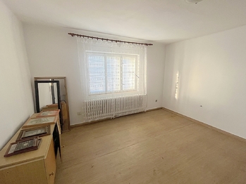 Prodej domu 272 m², Praha 9 - Hloubětín