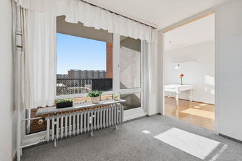 Prodej bytu 3+1 v osobním vlastnictví 69 m², Praha 8 - Kobylisy