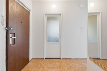 Prodej bytu 3+1 v osobním vlastnictví 69 m², Praha 8 - Kobylisy