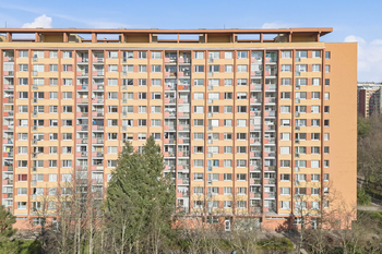 Prodej bytu 3+1 v osobním vlastnictví 69 m², Praha 8 - Kobylisy