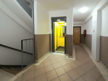 Prodej bytu 3+1 v osobním vlastnictví 75 m², Praha 9 - Letňany