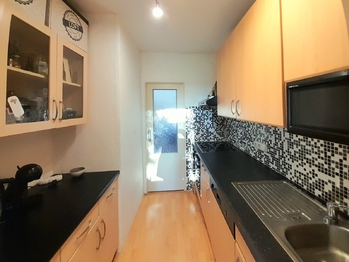 Prodej bytu 3+1 v osobním vlastnictví 75 m², Praha 9 - Letňany