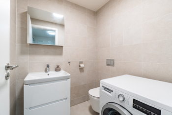 Pronájem bytu 2+kk v osobním vlastnictví 76 m², Praha 6 - Břevnov