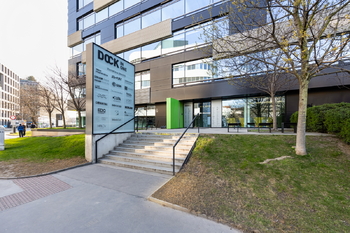 Pronájem obchodních prostor 177 m², Praha 8 - Libeň