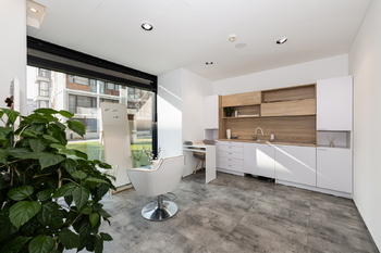 Pronájem obchodních prostor 177 m², Praha 8 - Libeň