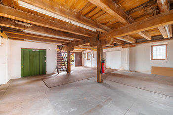 Prodej skladovacích prostor 537 m², Syrovátka