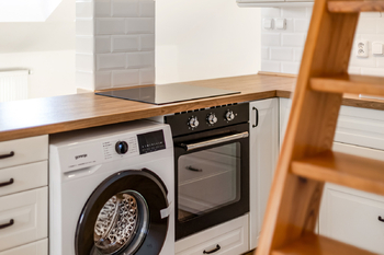 Prodej bytu 2+kk v osobním vlastnictví 82 m², Praha 4 - Záběhlice