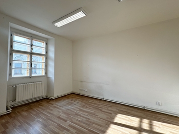 Pronájem kancelářských prostor 51 m², Kroměříž