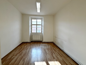 Pronájem kancelářských prostor 51 m², Kroměříž