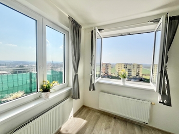 Prodej bytu 2+kk v osobním vlastnictví 63 m², Klecany