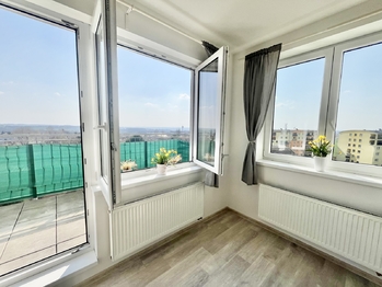 Prodej bytu 2+kk v osobním vlastnictví 63 m², Klecany