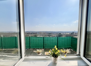 Prodej bytu 2+kk v osobním vlastnictví 63 m², Klecany