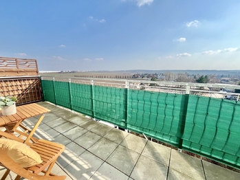 Prodej bytu 2+kk v osobním vlastnictví 63 m², Klecany