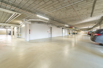 Pronájem garážového stání, Praha 9 - Libeň