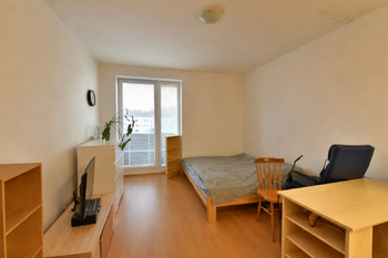 Pronájem bytu 1+kk v osobním vlastnictví 34 m², Hradec Králové