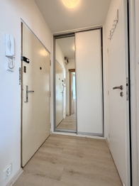 Pronájem bytu 1+kk v osobním vlastnictví 27 m², Praha 4 - Krč
