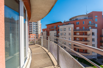 Prodej bytu 3+kk v osobním vlastnictví 88 m², Praha 10 - Záběhlice