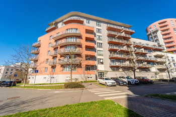 Prodej bytu 3+kk v osobním vlastnictví 88 m², Praha 10 - Záběhlice