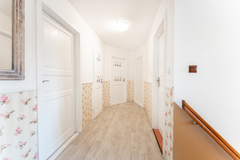 Prodej domu 399 m², Předenice