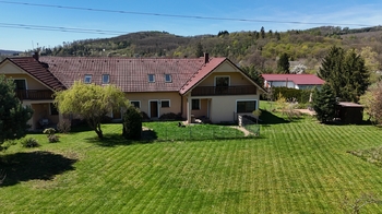 Prodej domu 399 m², Předenice