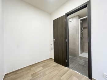 Prodej bytu 1+1 v osobním vlastnictví 30 m², Praha 4 - Chodov