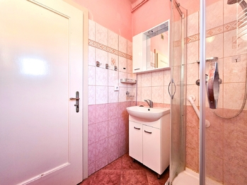 Prodej domu 196 m², Tuchořice