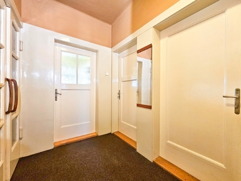 Prodej domu 196 m², Tuchořice