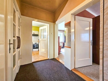 Prodej domu 196 m², Tuchořice