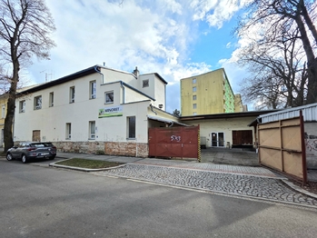 Pronájem obchodních prostor 550 m², Žatec