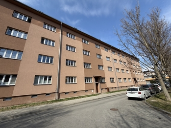 Prodej bytu 1+kk v osobním vlastnictví 18 m², Vsetín