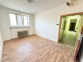 Prodej bytu 1+kk v osobním vlastnictví 18 m², Vsetín