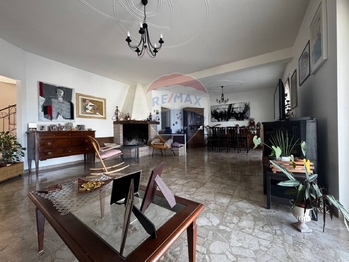 Prodej domu 379 m², Ortona
