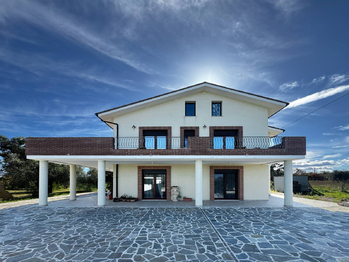 Prodej domu 379 m², Ortona