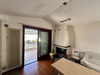 obývací pokoj s výstupem na terasu - Prodej bytu 3+kk v osobním vlastnictví 114 m², Montesilvano