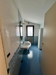 koupelna - Prodej bytu 3+kk v osobním vlastnictví 114 m², Montesilvano