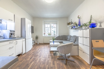 Prodej bytu 2+kk v osobním vlastnictví 44 m², Praha 10 - Záběhlice